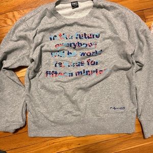 Uniqlo Longsleeve Camo Text Crewneck Size Medium